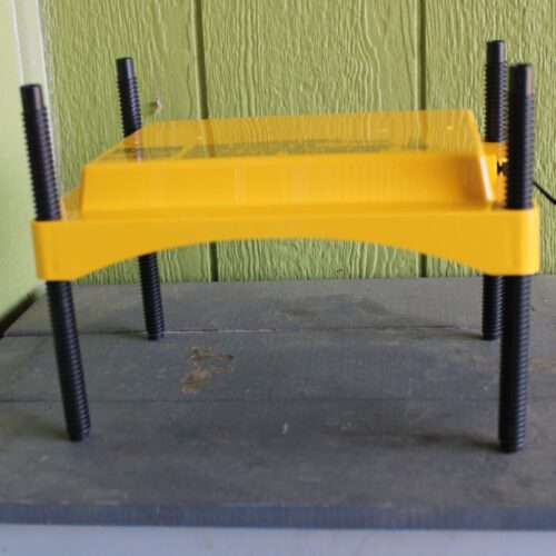 Using Heat Plates for Chickens Brooder & Coop Mama on the Homestead