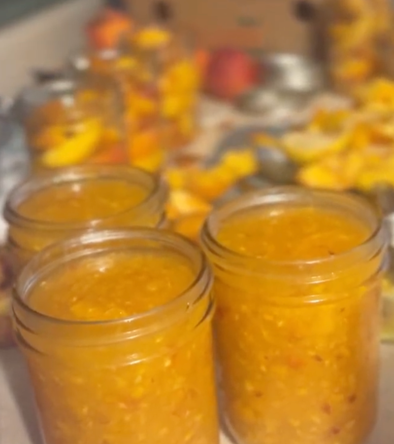 peach freezer jam in jars